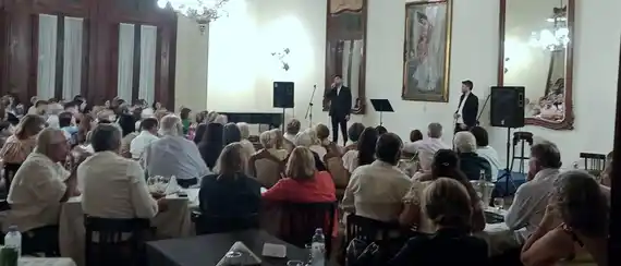 Magnífica velada con la actuación de los tenores
 Flavio Fumaneri y Hernán Quinteros