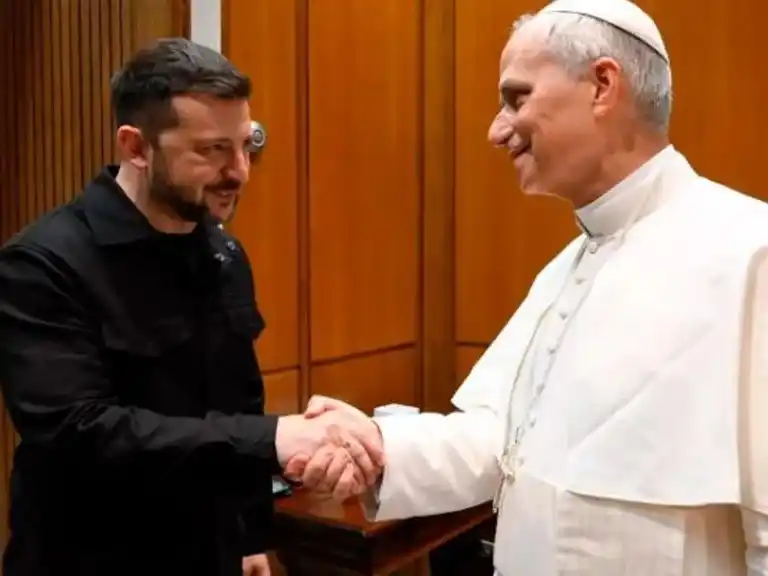 Volodímir Zelenski fue recibido por el papa León XIV.