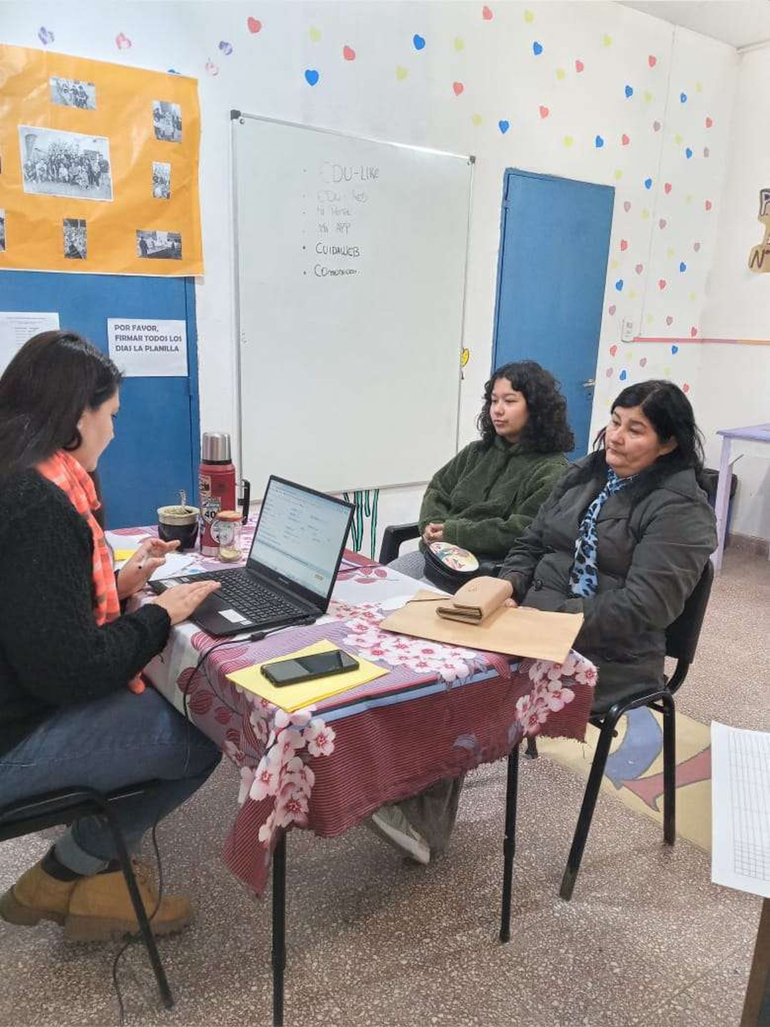 Becas Progresar: Nueva convocatoria y
acompañamiento a jóvenes en las inscripciones