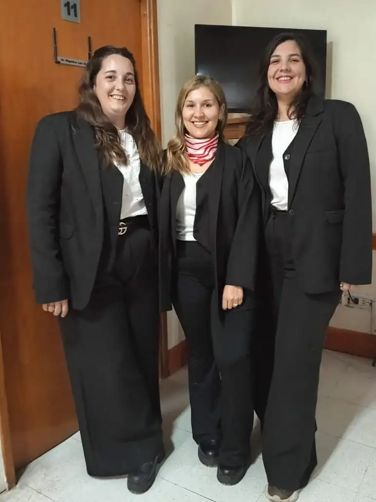 Agustina Beber, Florencia Larrosa, Guadalupe Gálligo- Secretarias de CEM-