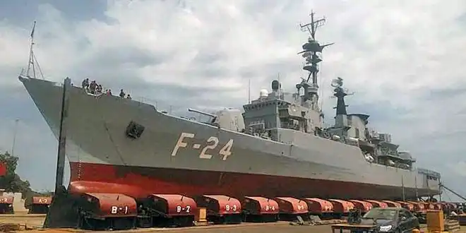Fragata General Carlos Soublette se incendió en base naval de Puerto Cabello