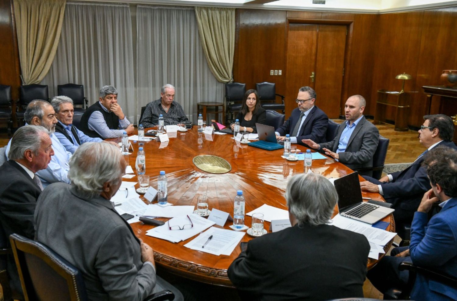 El Gobierno adelantó los aumentos del Salario Mínimo