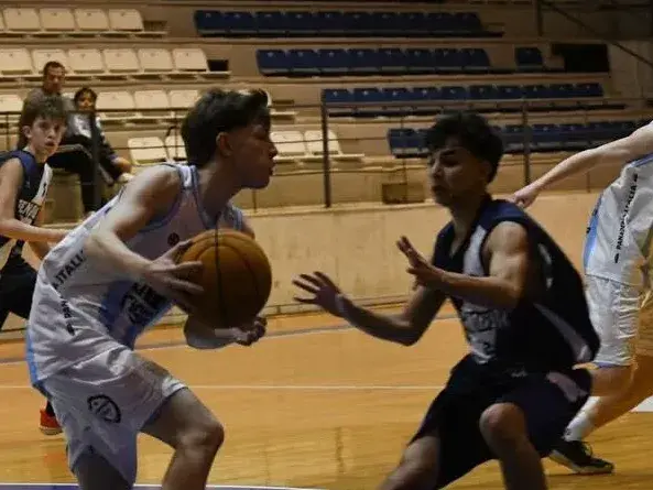 Atlético avanzó a la instancia Interregional de la Liga Federal U15 . Foto: AR