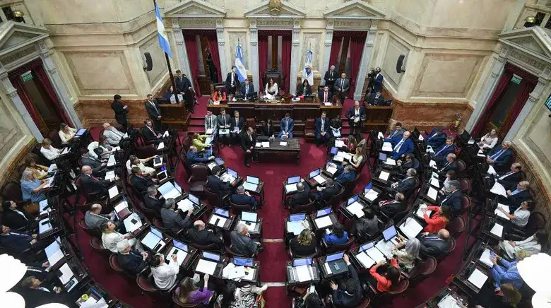 A días del Pacto de Mayo, la Ley Bases y el paquete fiscal llegan al Senado
