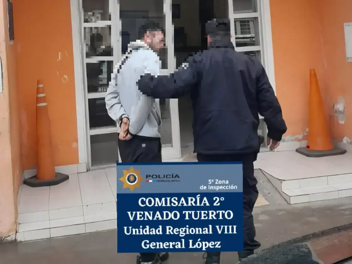 El masculino de 41 años fue trasladado a la Comisaría Segunda.