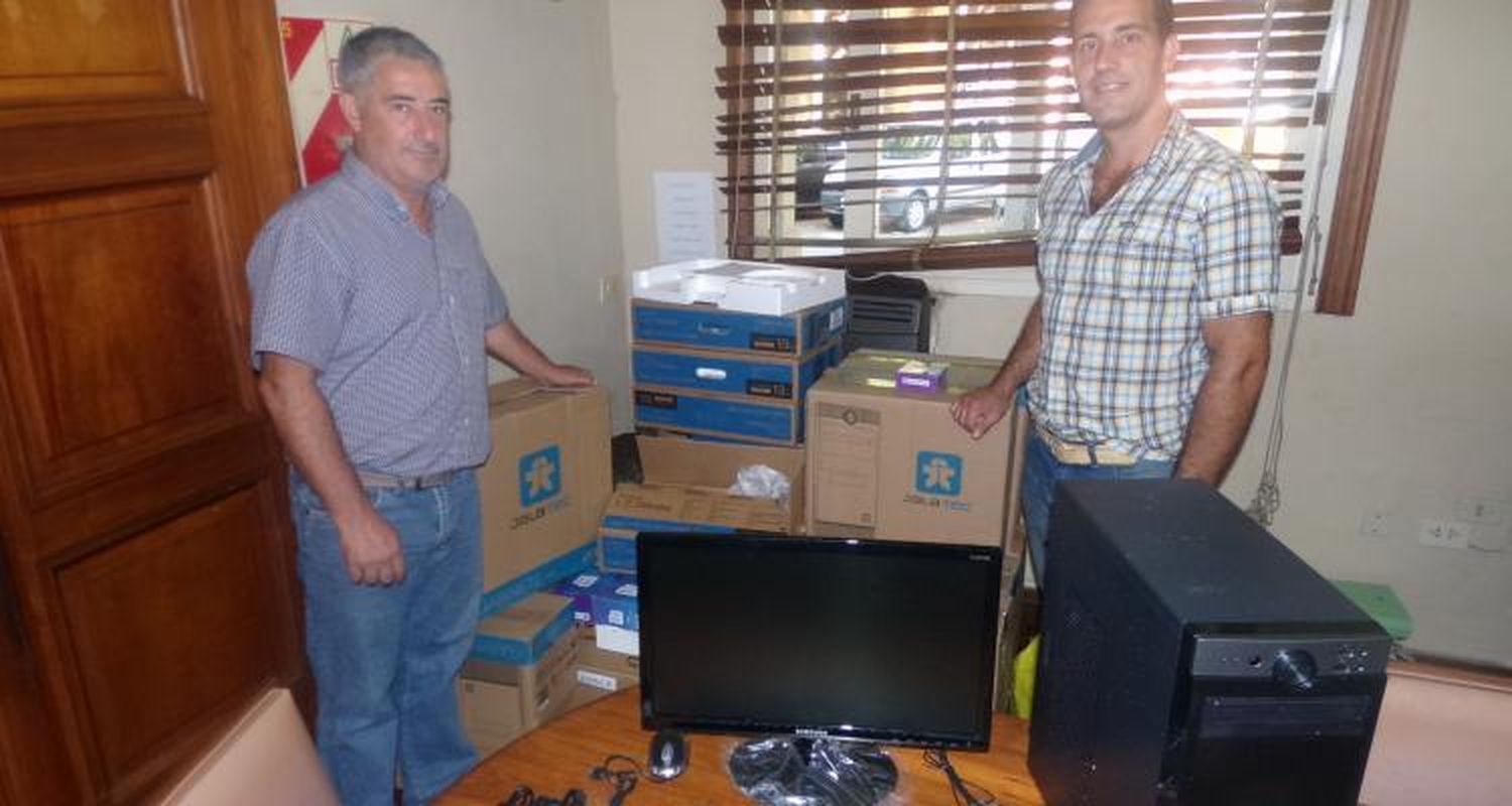 Osprera donó computadoras al municipio, acción que debe aprobar el Concejo Deliberante