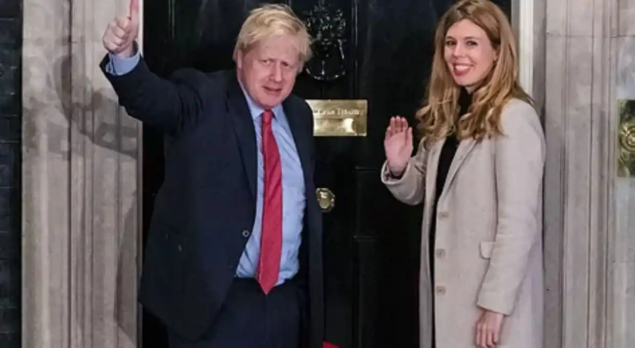 Boris Johnson anuncia el nacimiento de su hijo con Carrie Symonds
