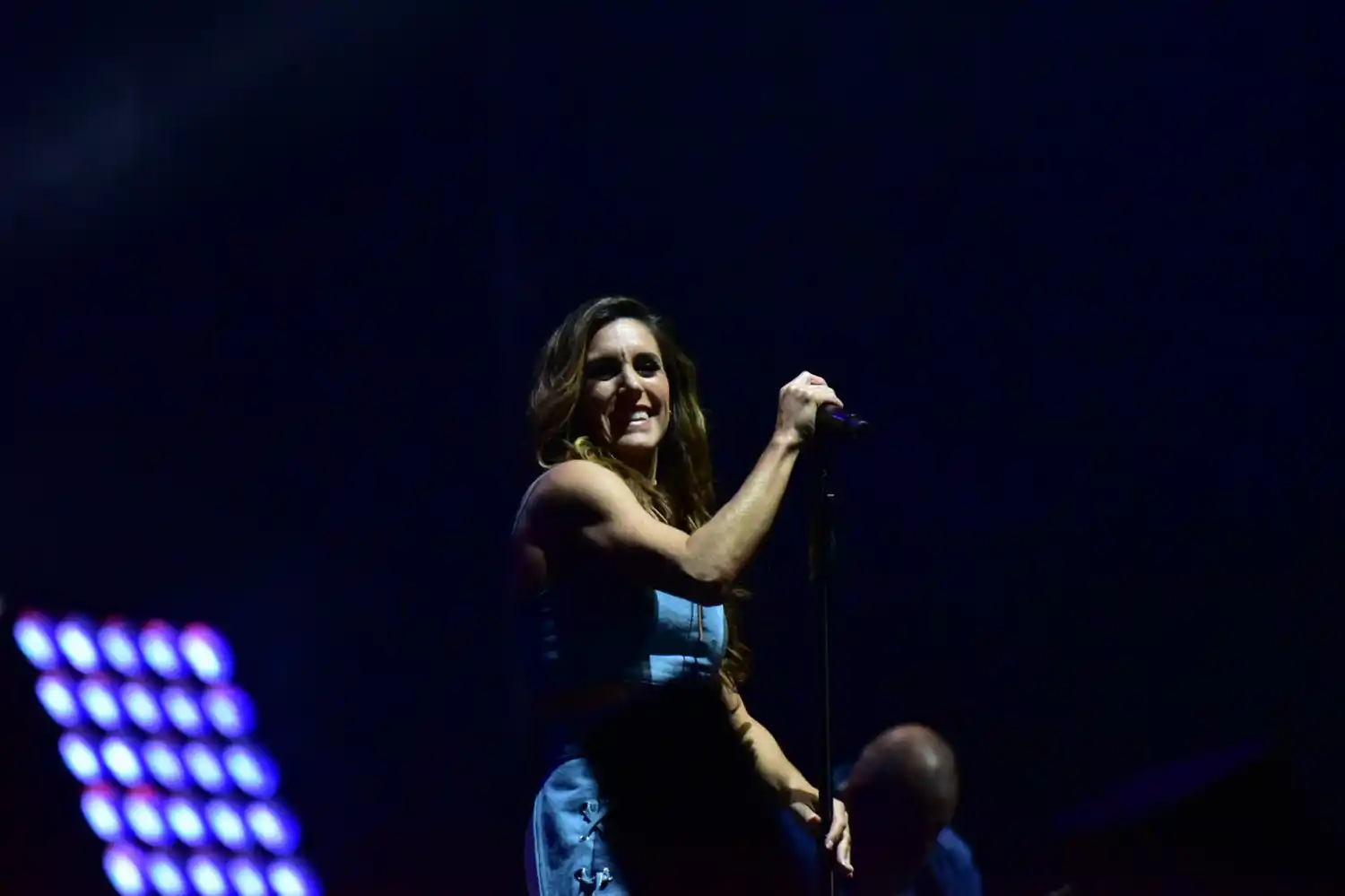 Soledad cantó ante un público encendido y aunque ya había pisado otras veces este escenario, siempre le aporta sorpresa y alegría.