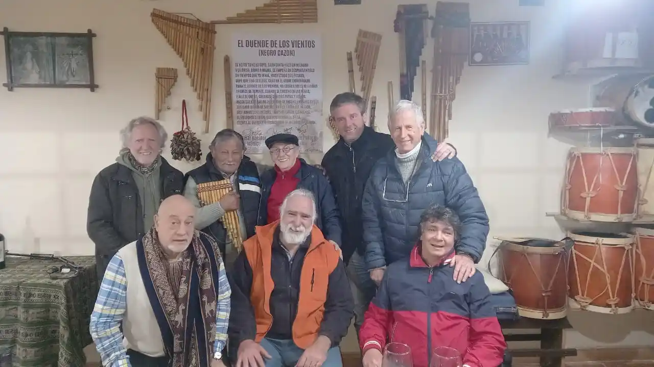   LOS ARTISTAS  DE MI PUEBLO