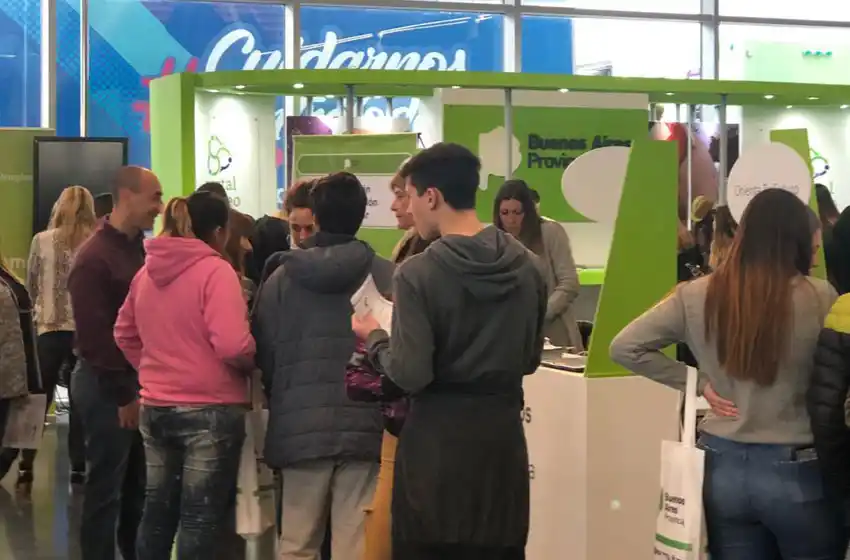 Sica explicó los detalles del plan de Macri para impulsar el empleo joven