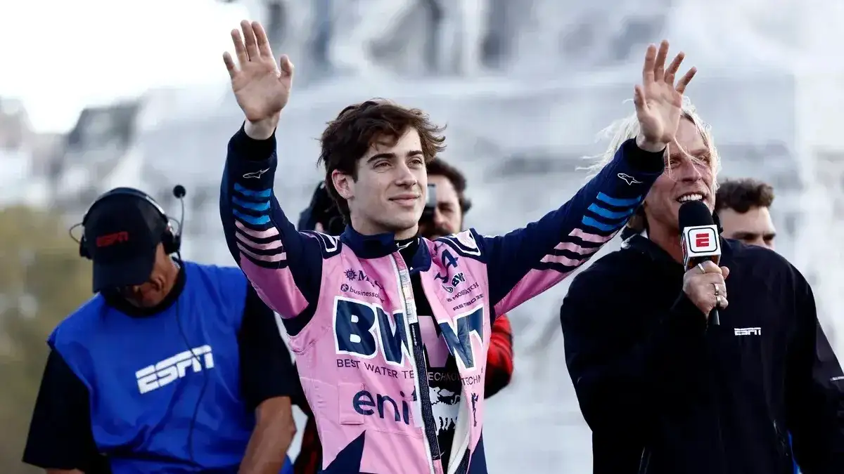 Franco Colapinto, el piloto de Fórmula 1 del equipo Alpine tuvo su show road en Buenos Aires