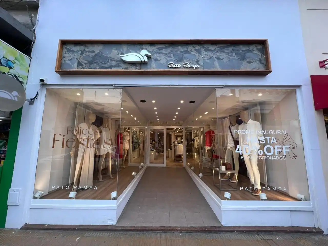 El local de Pato Pampa se encuentra en San Martín 684.