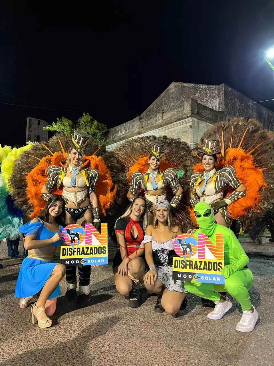 La Fiesta de Disfraces junto a los hijos de los Palmeras en Solar del Este