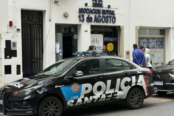 Escruche en una mutual céntrica: delincuentes ingresaron y se llevaron dinero de una caja fuerte