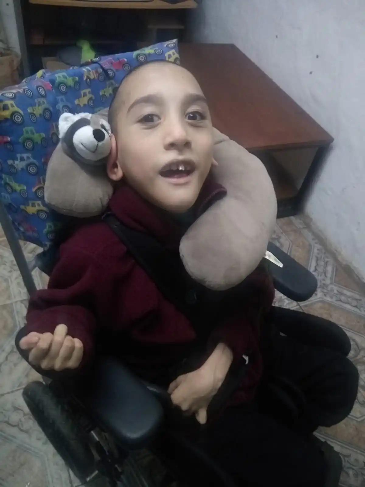 Tobías padece cuadriplejia y parálisis cerebral: necesita de la ayuda de todos