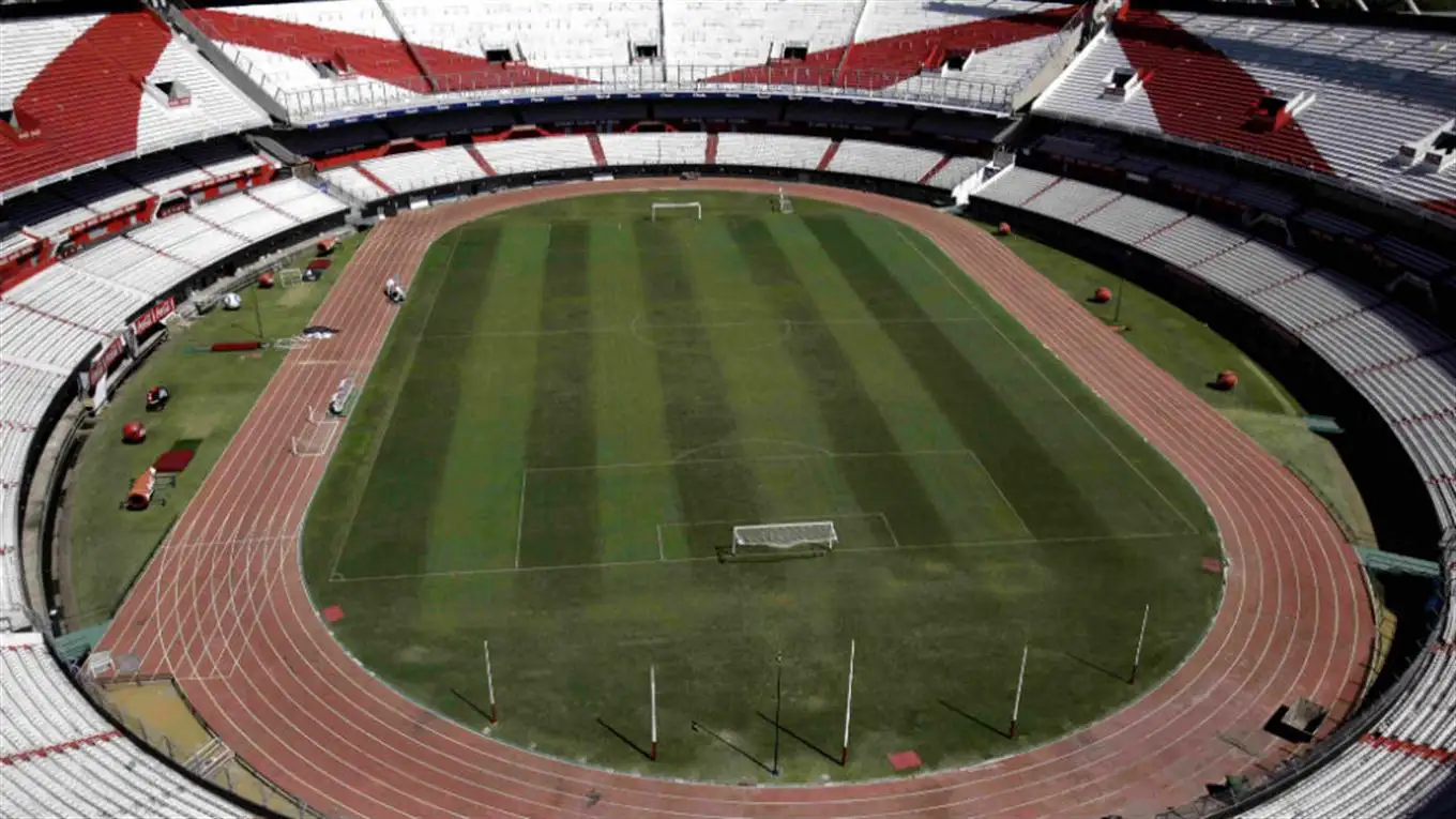 Amenazas de bomba en River y Boca