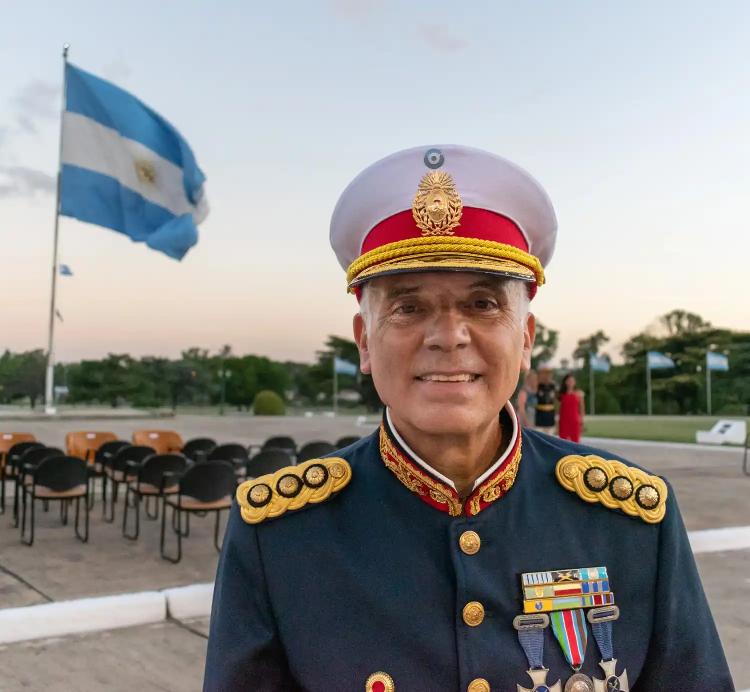 Falleció el director del Colegio Militar de la Nación: Quién era Guillermo Hipólito Martínez