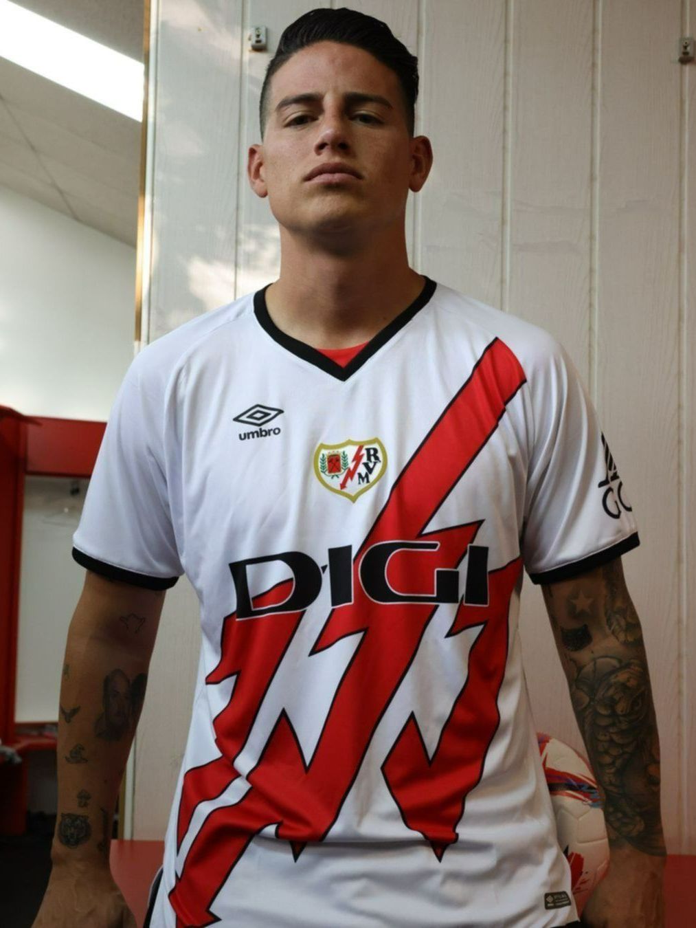 ¡James Rodríguez vuelve a LaLiga!