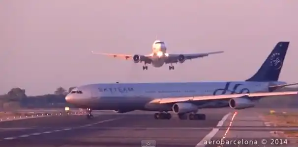Video: Avión de Aerolíneas Argentinas estuvo cerca de provocar una tragedia en España
