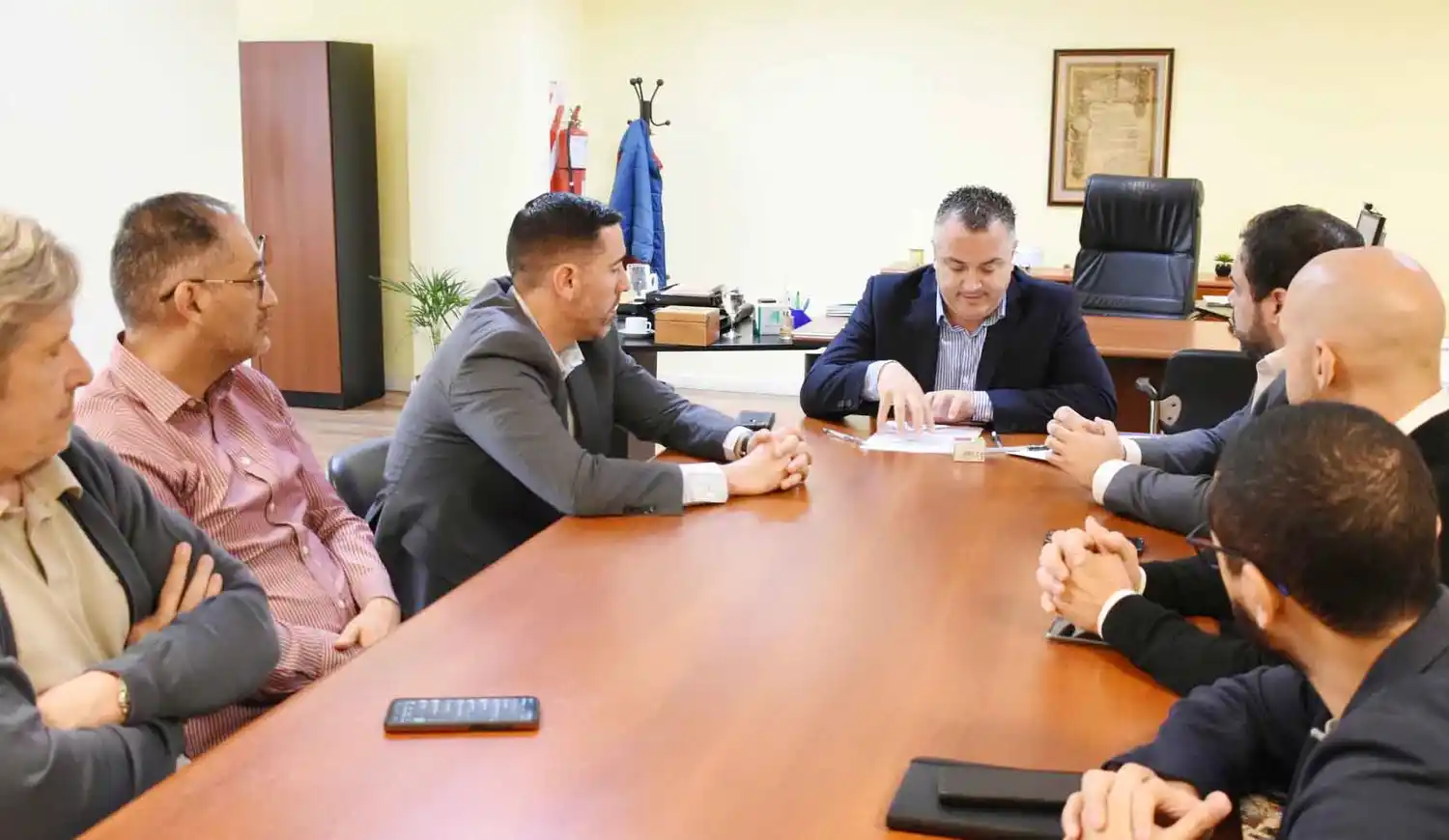 El gobierno capacitará a municipios en gestión sostenible junto a universidades