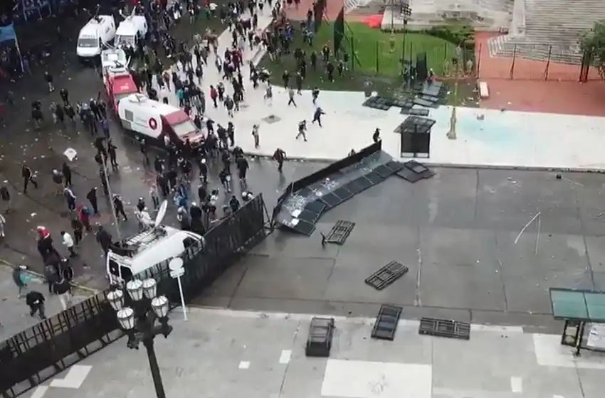 Incidentes en el Congreso por la votación del presupuesto