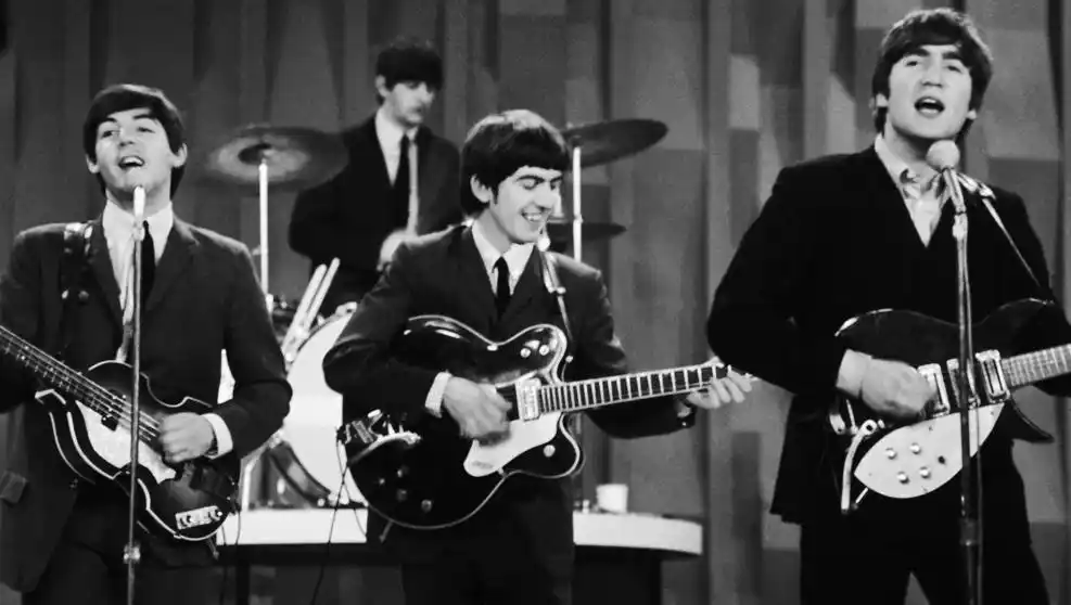 Subastan una guitarra que George Harrison usó en Los Beatles