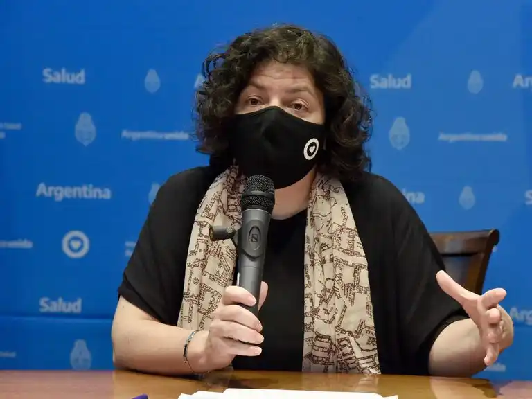 Carla Vizzotti aseguró que la Argentina “transita el pico de contagios”