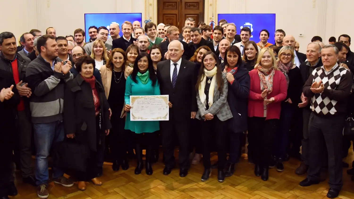 La provincia creará áreas de mujeres en 129 localidades