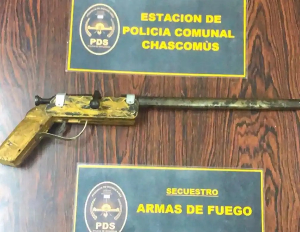 Allanamiento en Barrio Fátima: Detenido por hurto y tenencia ilegal de arma