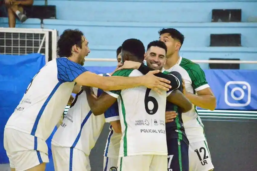 Policial arrancó el cuarto tour
con victoria ante AMUVOCA