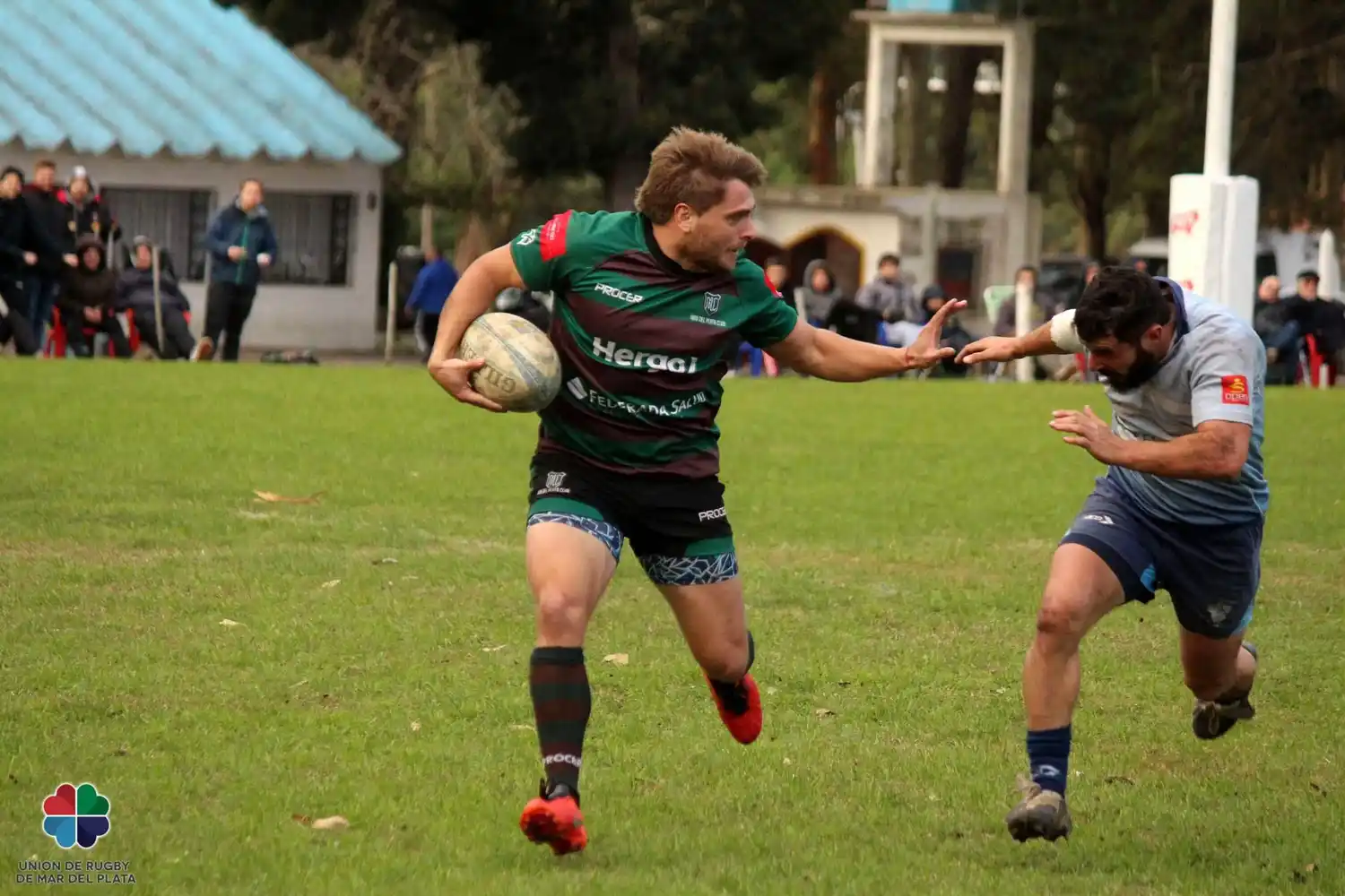 Los líderes no quieren ceder terreno