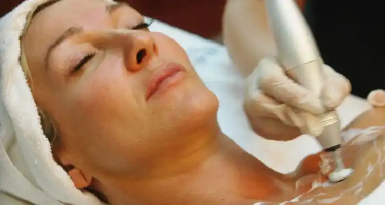 “La cirugía estética no escapa a las complicaciones de un acto médico"