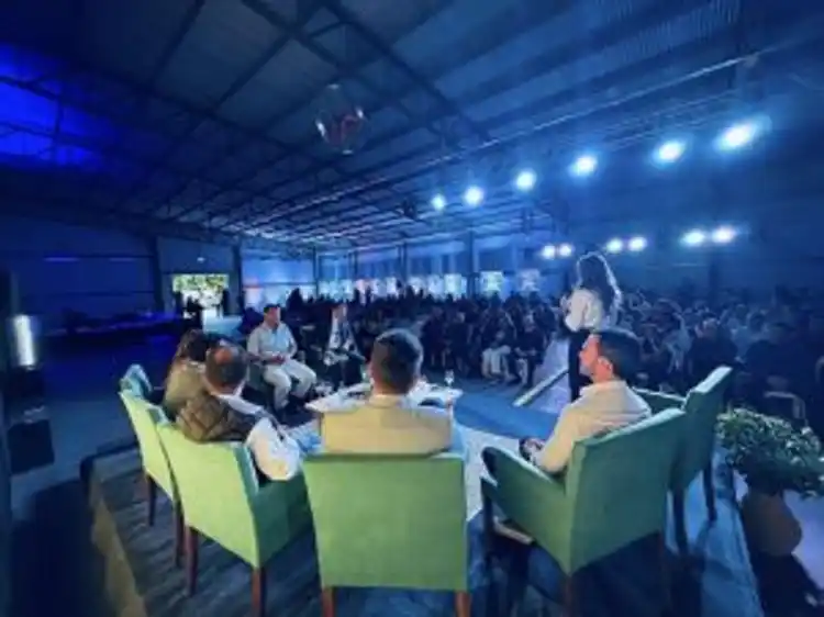 Paraná y Crespo serán sede del 2° Seminario Internacional de Avicultura