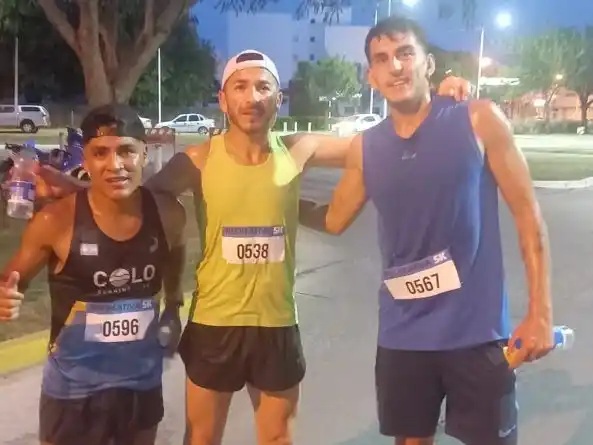 Participantes de la carrera Recreativa nocturno en Rafaela.Foto:Prensa Munic.de Rafaela