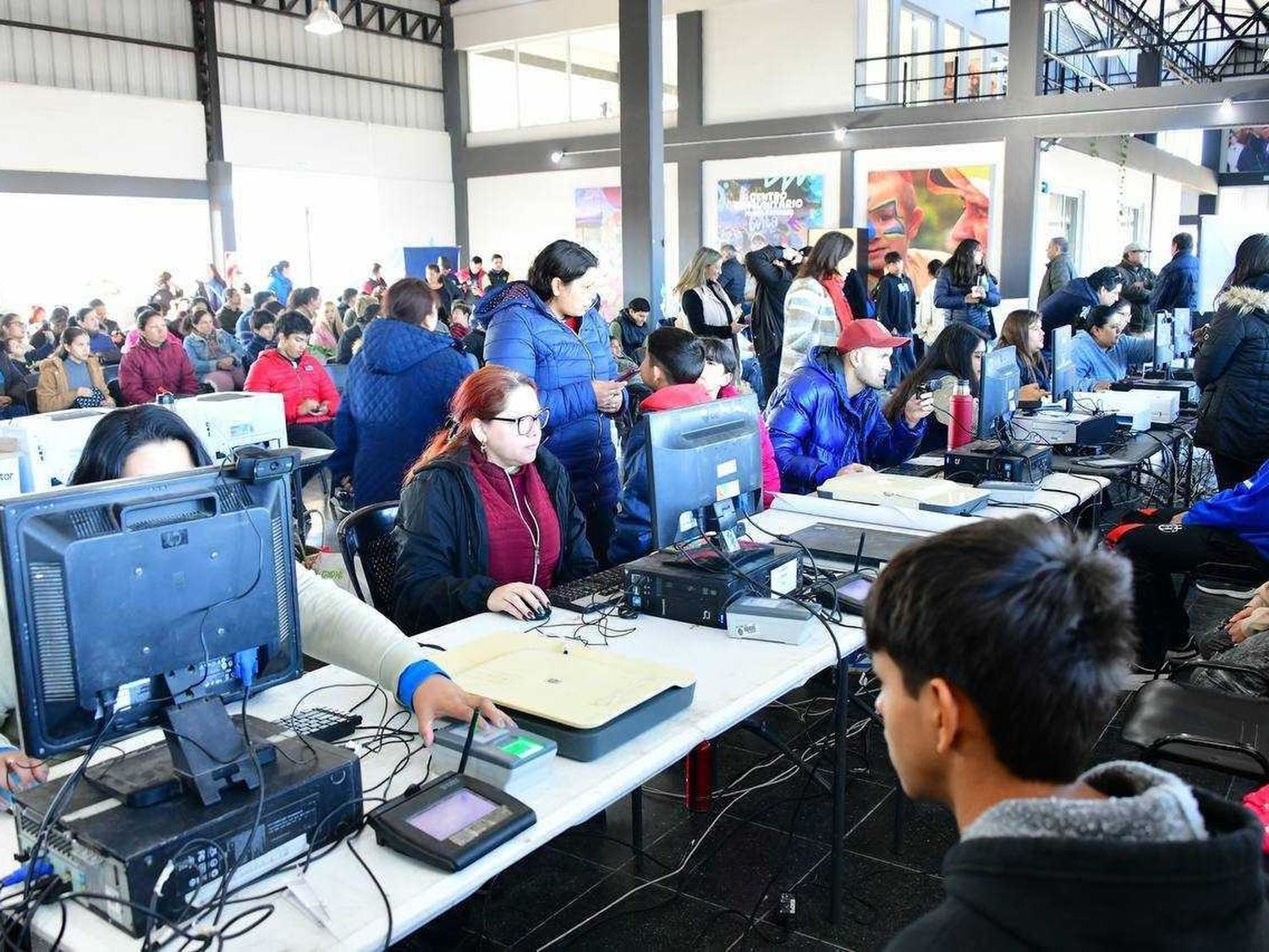 Gran despliegue del operativo Identidad
formoseña, en el barrio La Nueva Formosa