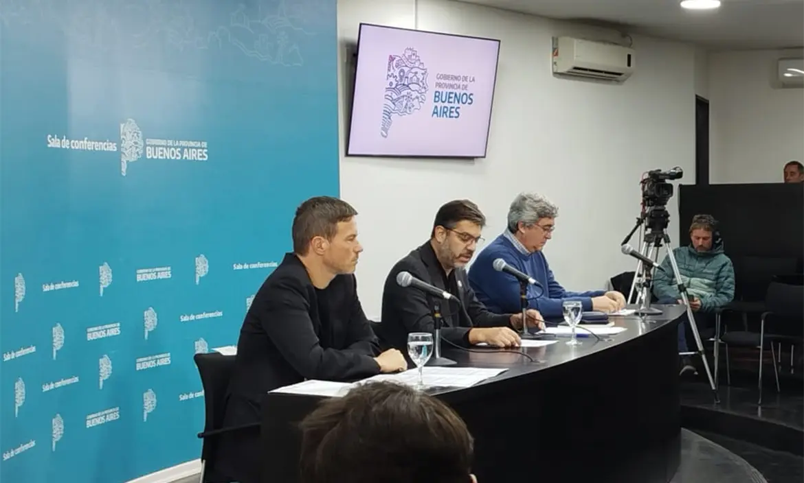 Industricidio, agroindustricidio y mil obras frenadas: el diagnóstico bonaerense del ajuste nacional