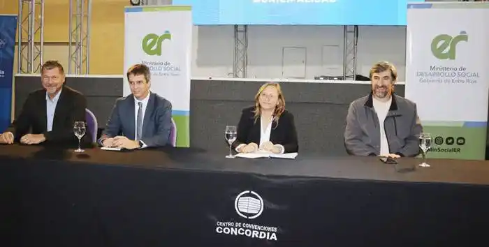 Aportes para fortalecer el emprendedurismo  y la economía social