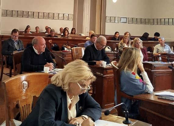Piden reforzar la difusión sobre las exenciones y descuentos en las tasas vigentes para jubilados