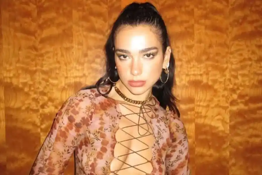 Finalmente, Dua Lipa no estará en la ceremonia de inauguración de Qatar 2022 y contó los motivos