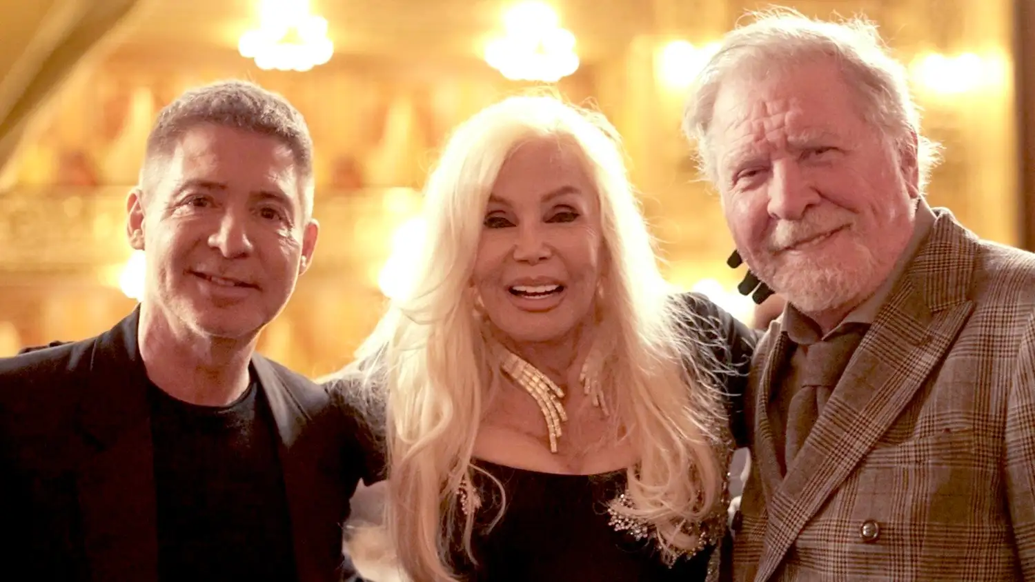 Adrián Suar, Susana Giménez y Arturo Puig, tres figuras del espectáculo, presentes en la celebración.