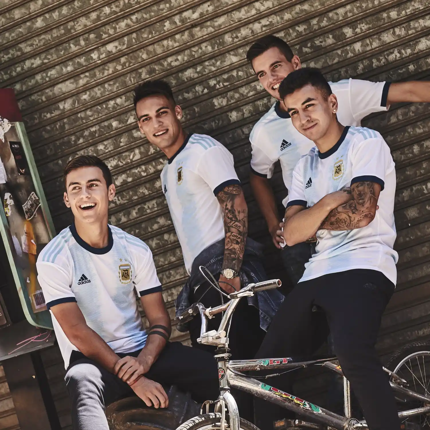 Se presentó la nueva camiseta de la Selección para la Copa América