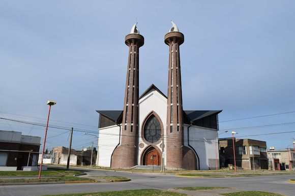 Esta tarde hay misa en la Parroquia Nuestra Señora de Luján