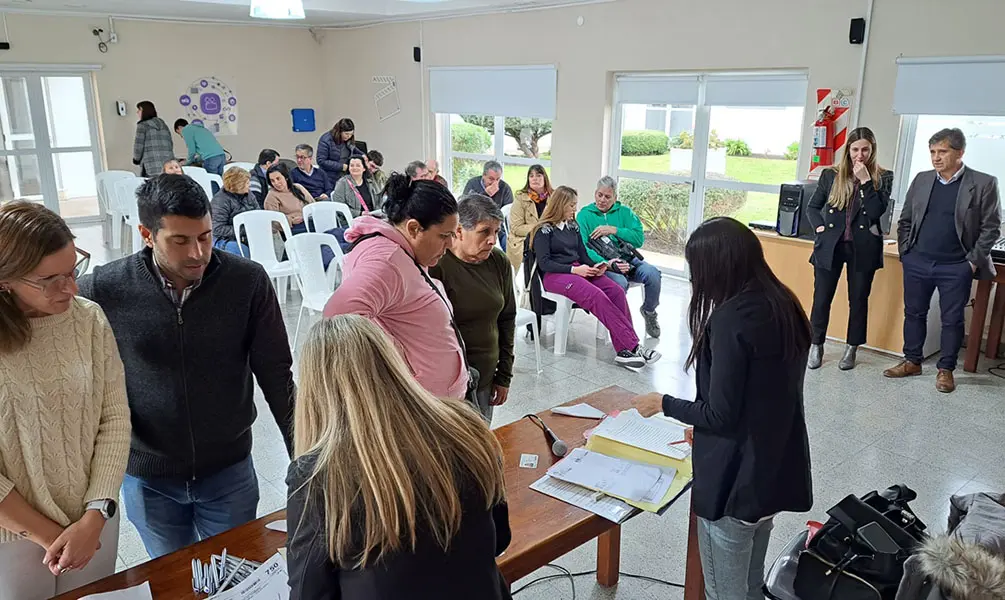 Escrituración. Se firmaron 20 títulos durante el acto en el CIC Evita