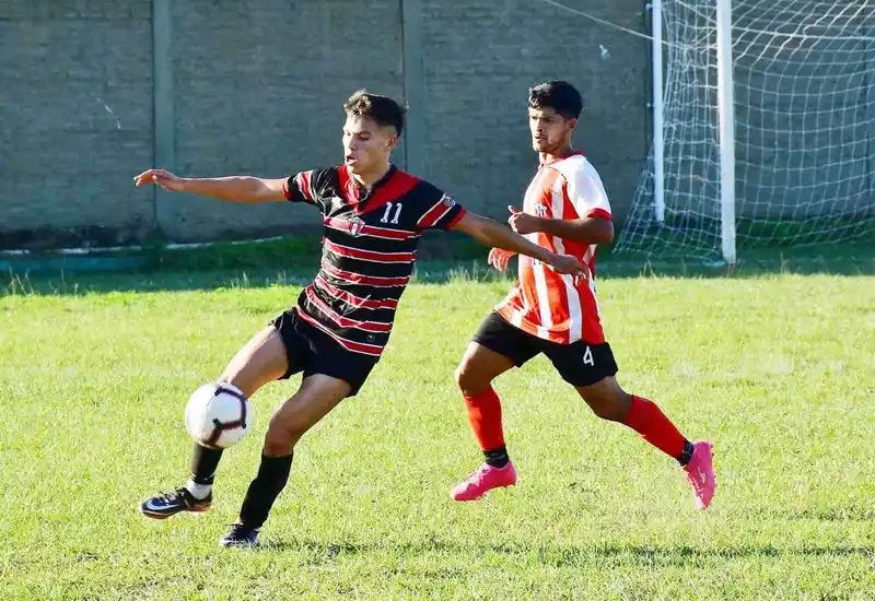 8 de Diciembre venció a
Patria y se subió a la cima