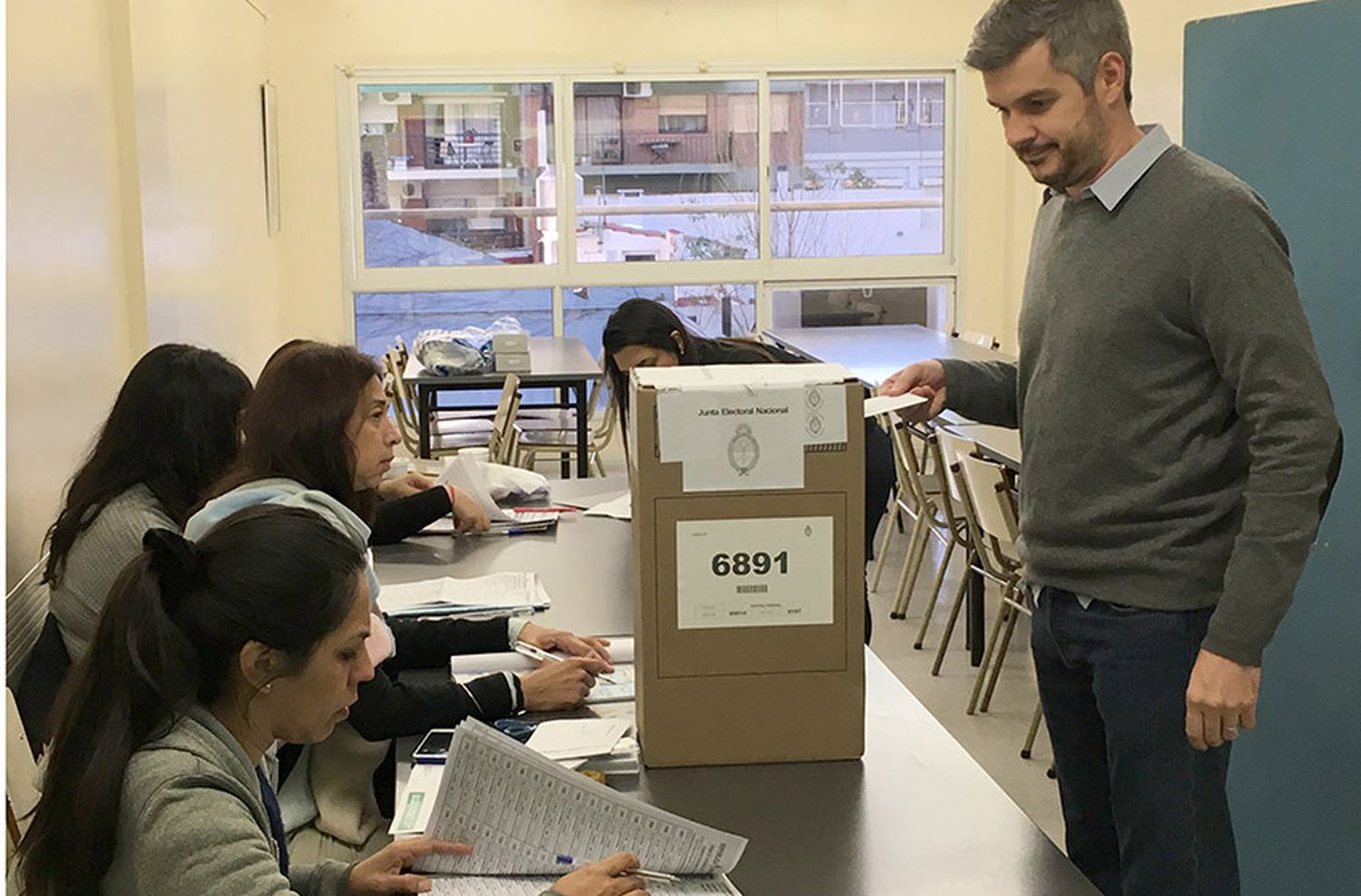 Marcos Peña: «Esperamos que sea la última elección con este sistema electoral»
