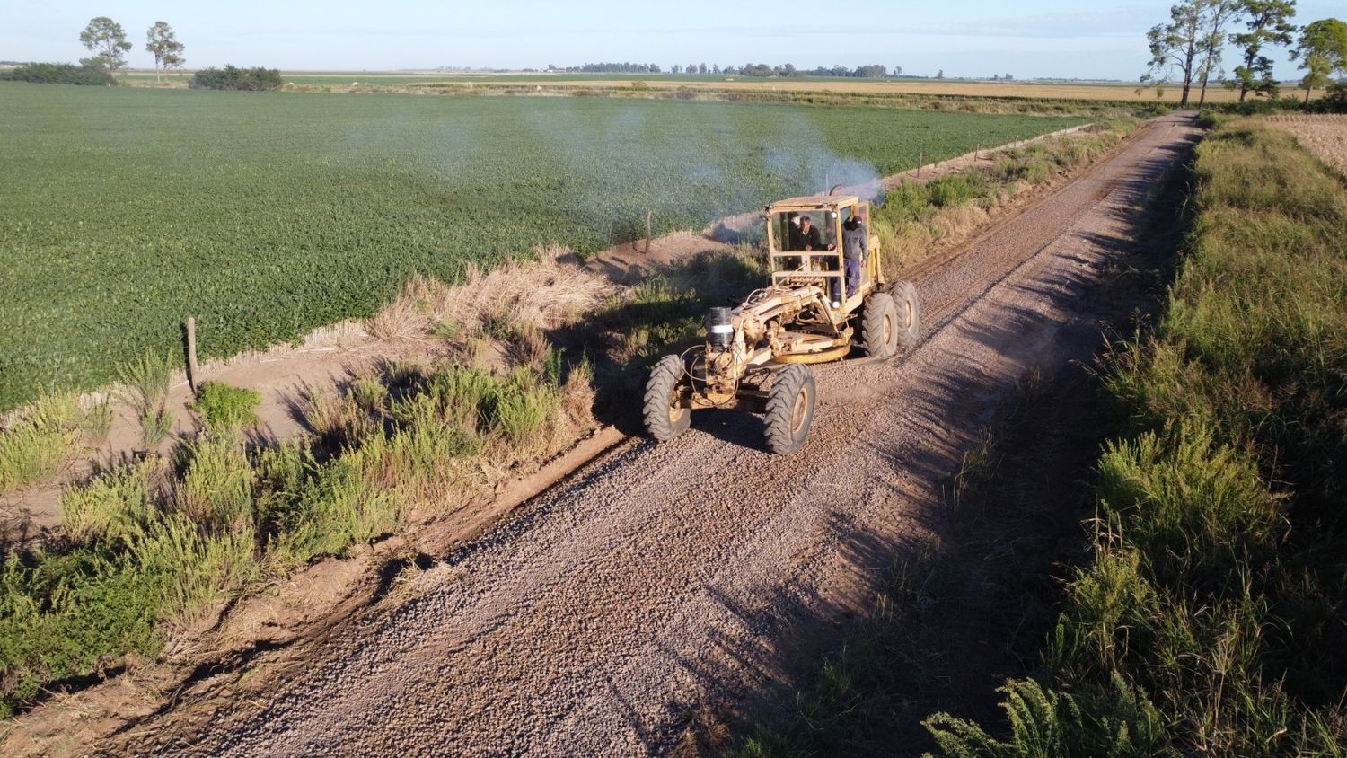 Trabajo contrarreloj para optimizar los caminos rurales.