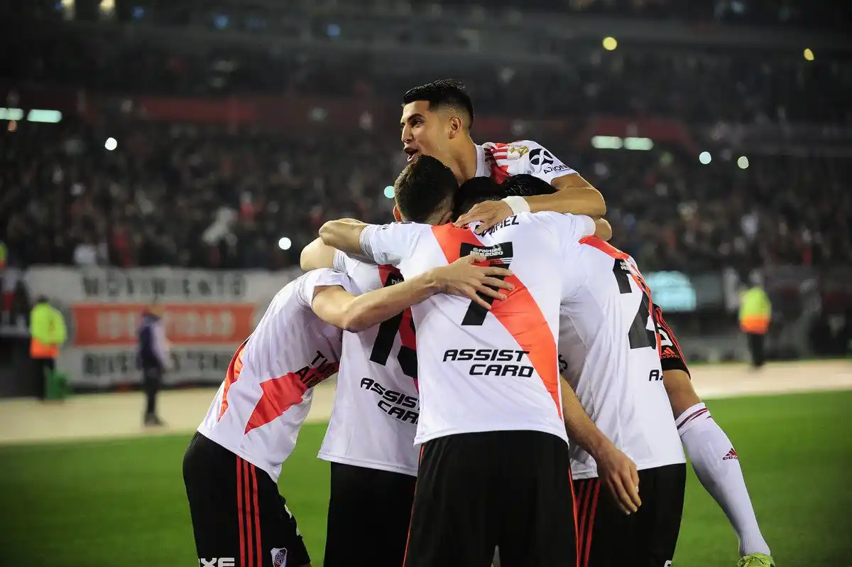 Con dos goles de penal, River le ganó a Cerro Porteño en Copa Libertadores