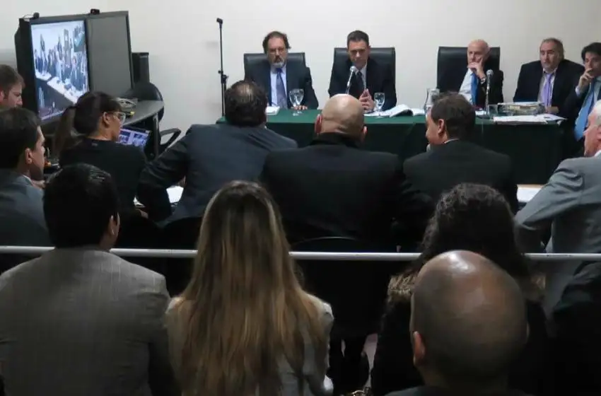 Ataques neonazis: piden penas de hasta 15 años