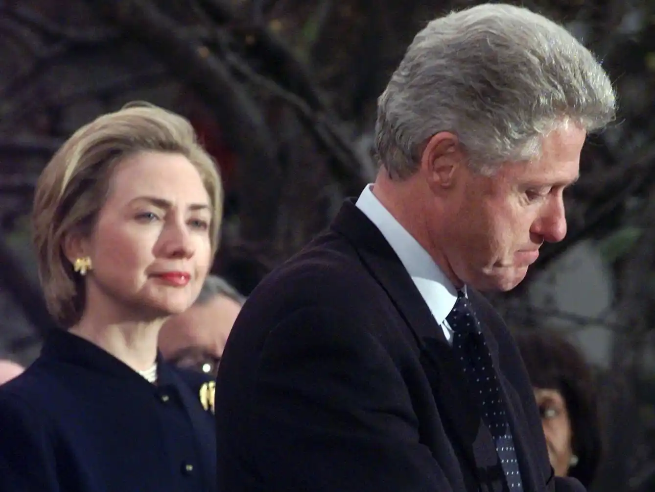Bill y Hillary Clinton declaran ante el Congreso de EE. UU. en el marco de la investigación por el caso Jeffrey Epstein