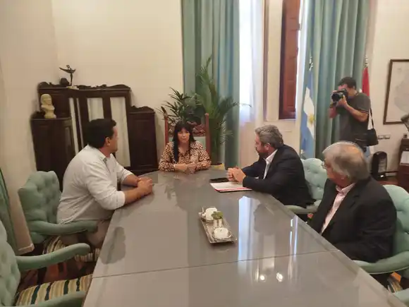 Encuentro entre FAA Entre Ríos y la vicegobernadora para abordar temas estratégicos de la producción provincial